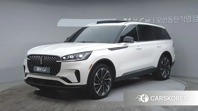 Lincoln Aviator 2nd generation 2025 Белый из Кореи