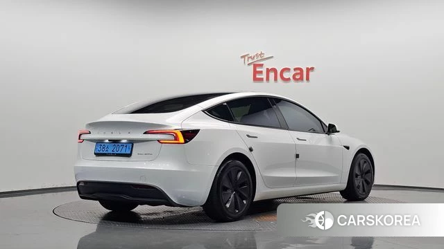 Tesla Model 3 2024 Белый из Кореи