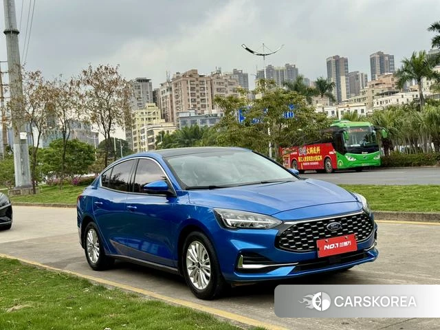 Ford Focus 2021 Синий из Китая