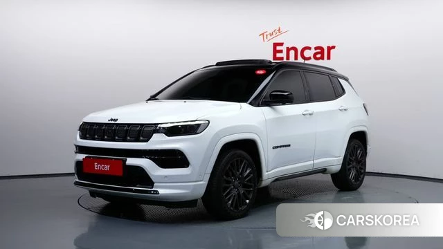 Jeep Compass 2nd Generation 2022 Белый из Кореи