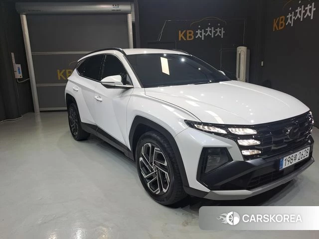 Hyundai The New Tucson Hybrid (NX4) 2024 Белый из Кореи