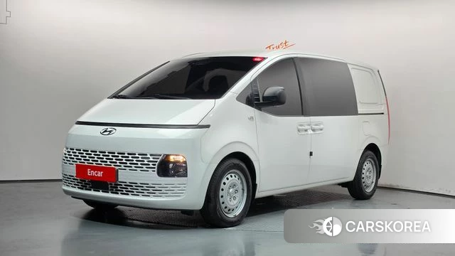 Hyundai Staria 2021 Белый из Кореи
