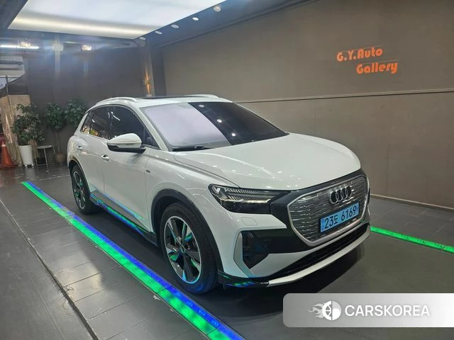 Audi Q4 e-Tron (F4) 2022 Белый из Кореи