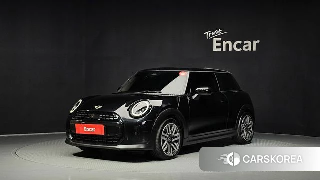 Mini Cooper C 4th generation 2025 Черный из Кореи