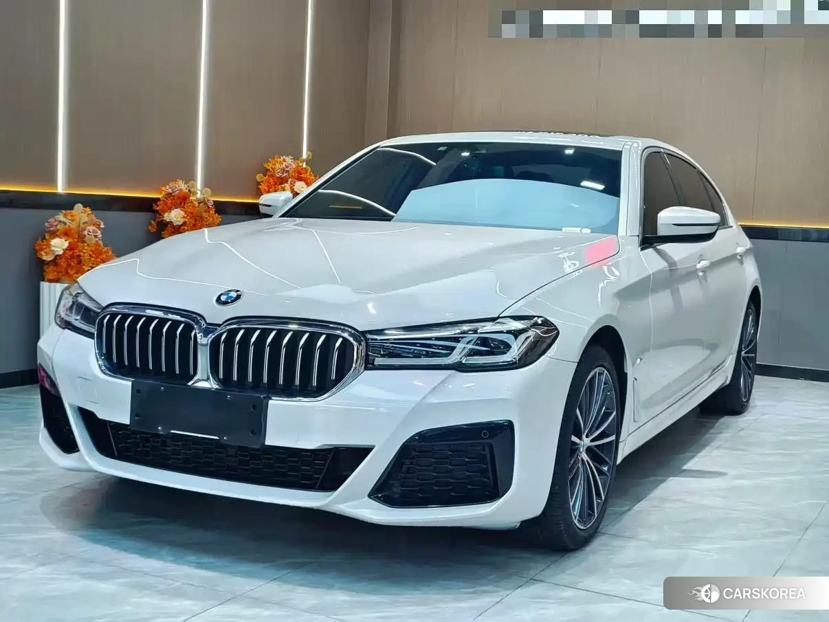BMW 5 series 2022 Белый из Китая