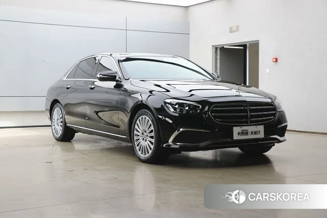 Mercedes-Benz E-Class 2023 Черный из Китая