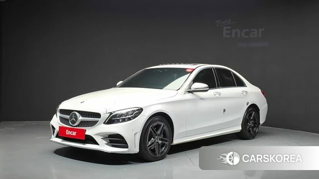 Mercedes-Benz C-Class W205 2021 Белый из Кореи