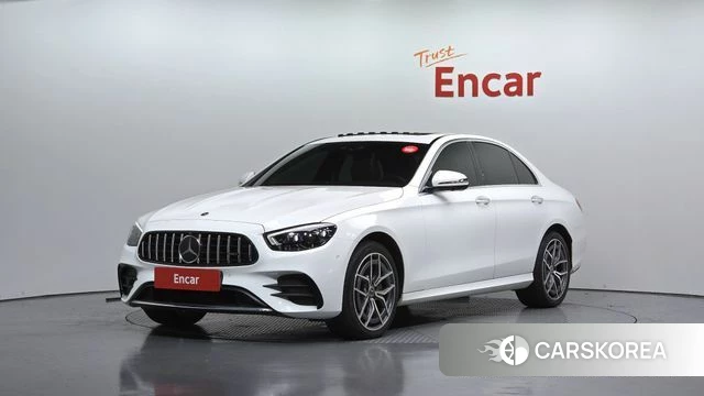 Mercedes-Benz E-Class W213 2022 Белый из Кореи