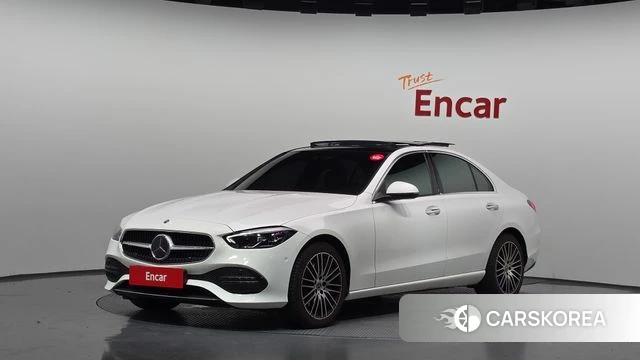 Mercedes-Benz C-Class W205 2022 Белый из Кореи