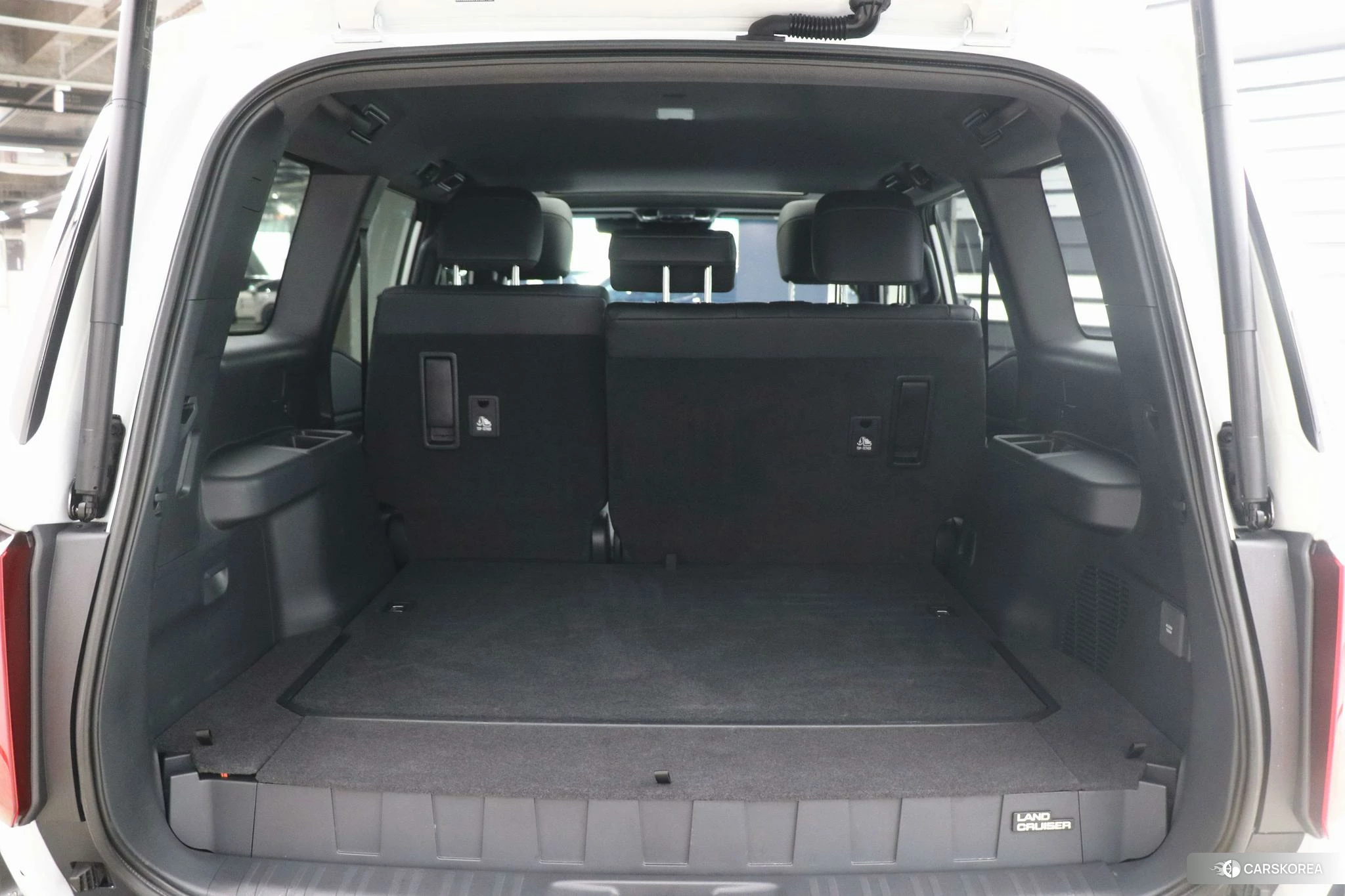 Toyota Land Cruiser 2025 Белый из Китая