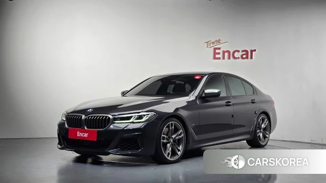BMW 5 Series (G30) 2021 Черный из Кореи