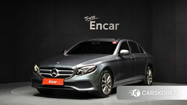 Mercedes-Benz E-Class W213 2019 Серый из Кореи