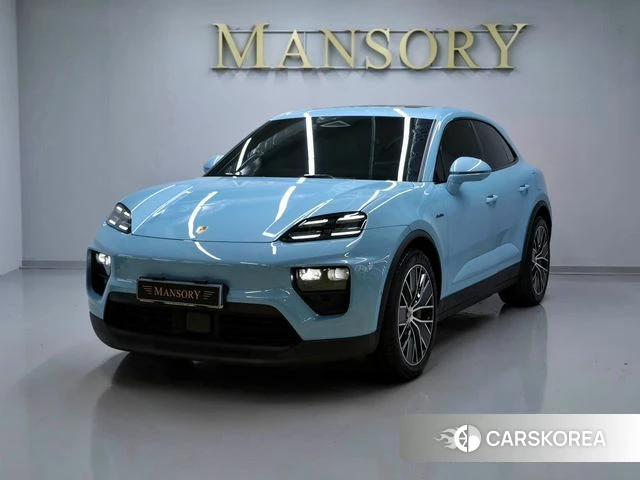Porsche Makan EV 2025 Небесно-голубой из Кореи