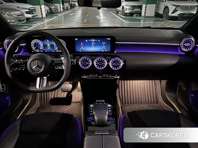 Mercedes-Benz A-Class 2024 Белый из Китая