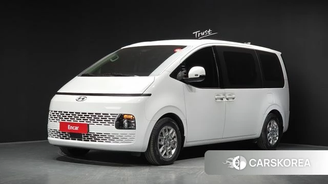 Hyundai Staria 2022 Белый из Кореи