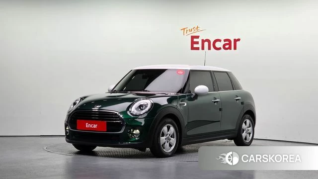 Mini Cooper 2018 Зеленый из Кореи
