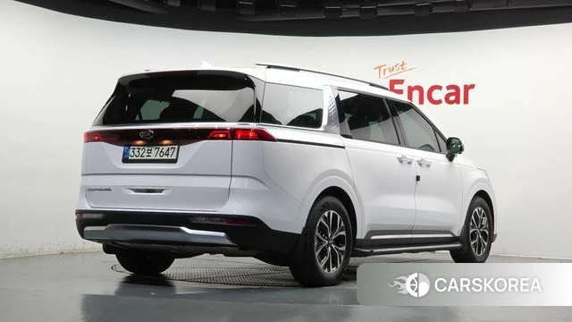 Kia Carnival 4th generation 2021 Белый из Кореи