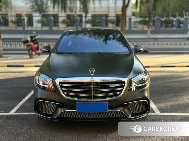 Mercedes-Benz AMG S-Class 2021 Черный из Китая