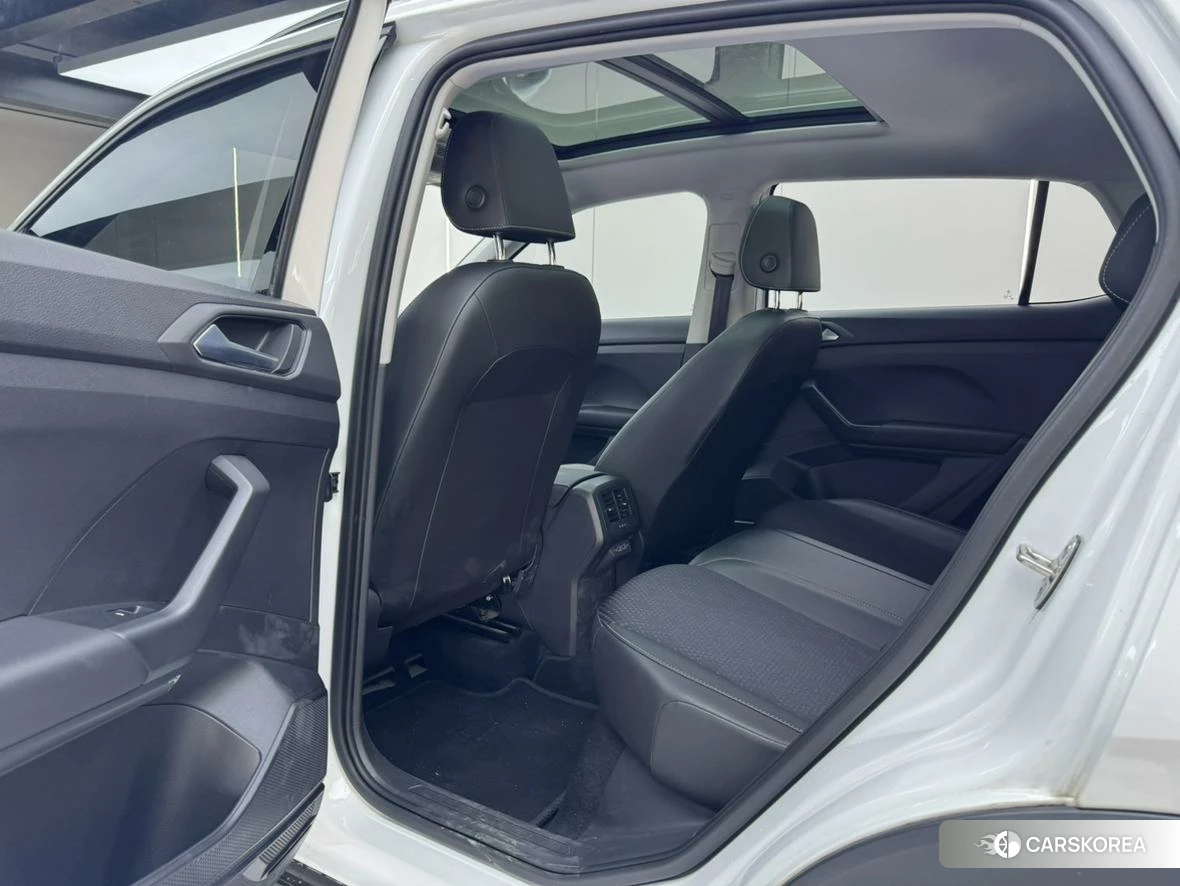 Volkswagen Tacqua 2021 Белый из Китая