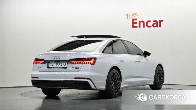 Audi A6 (C8) 2025 Белый из Кореи