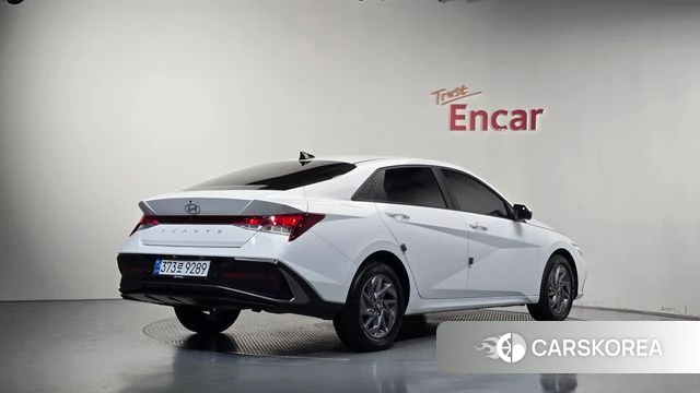 Hyundai The New Avante (CN7) 2025 Белый из Кореи