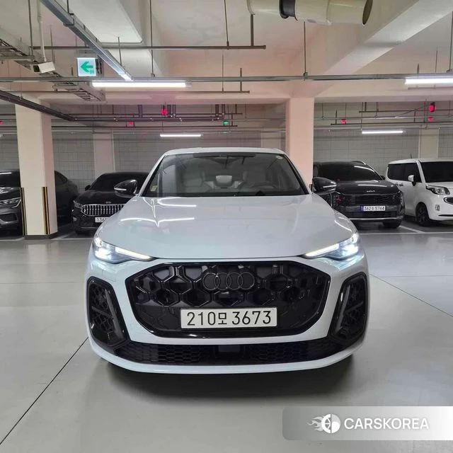 Audi Q5 (80A) 2025 Белый из Кореи