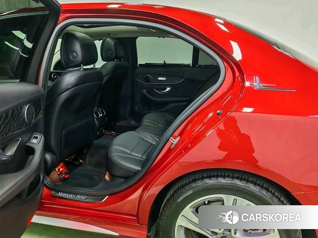 Mercedes-Benz C-class 2020 Красный из Китая