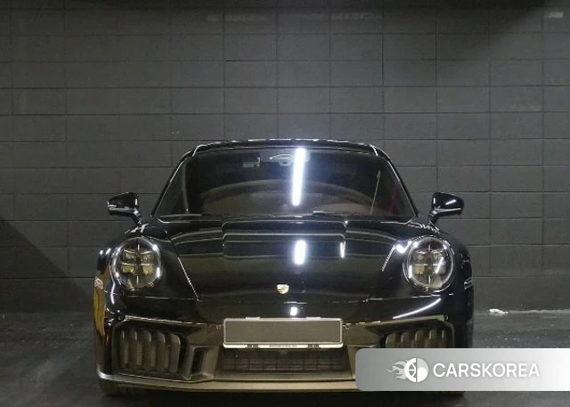 Porsche 911(992) 2026 Черный из Кореи