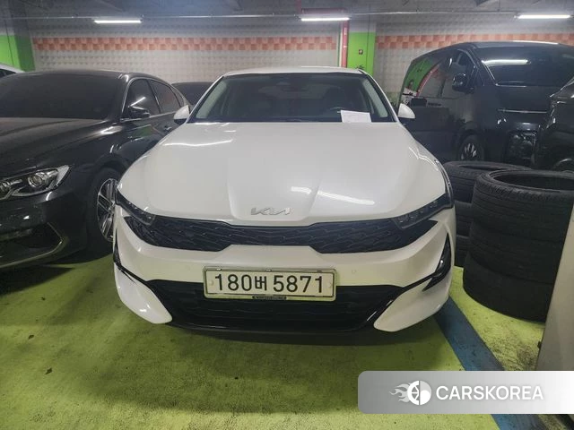 Kia K5 3rd generation 2022 Белый из Кореи
