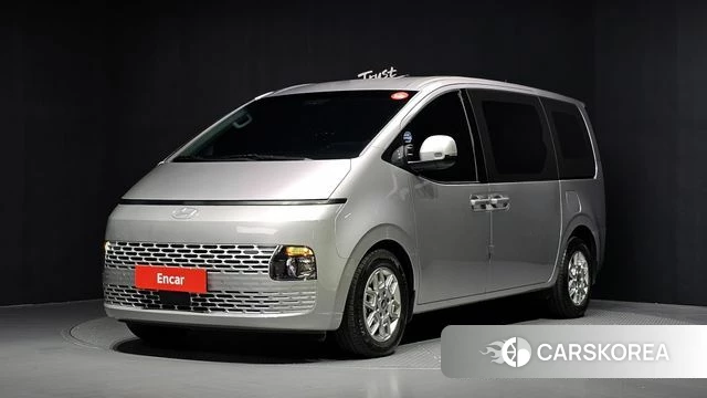 Hyundai Staria 2025 Серебристо-серый из Кореи
