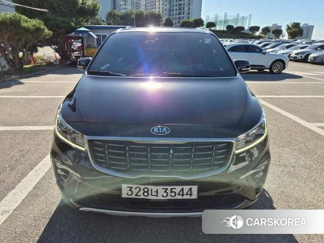 Kia The New Carnival 2019 Черный из Кореи