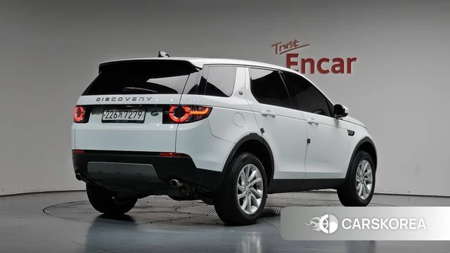 Land Rover Discovery Sports 2019 Белый из Кореи