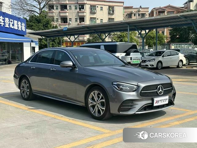Mercedes-Benz E-Class 2021 Темно-серый из Китая