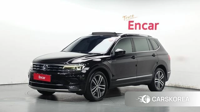 Volkswagen Tiguan Allspace 2018 Черный из Кореи