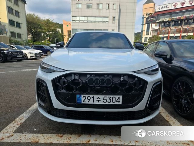 Audi Q5 (80A) 2025 Белый из Кореи