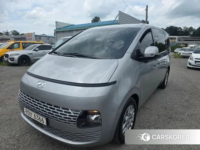 Hyundai Staria 2021 Серебряный из Кореи