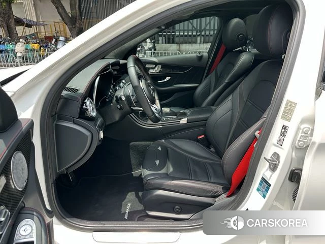 Mercedes-Benz AMG C-Class 2021 Белый из Китая