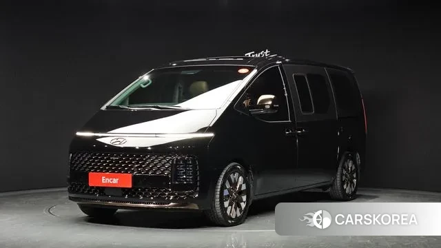 Hyundai Staria 2023 Черный из Кореи