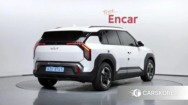 Kia EV3 2026 Белый из Кореи