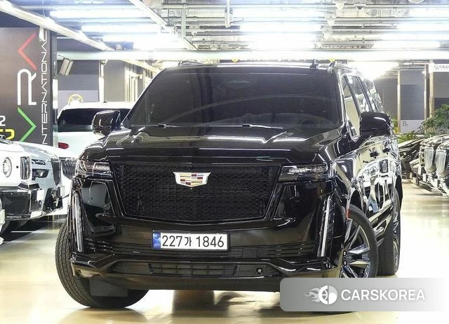 Cadillac Escalade 5th Generation 2023 Черный из Кореи