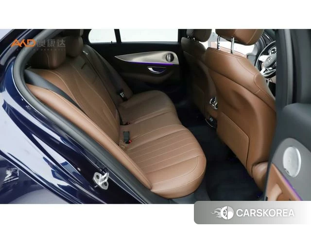 Mercedes-Benz E-Class 2020 Синий из Китая