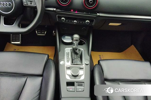 Audi A3 2020 Белый из Китая