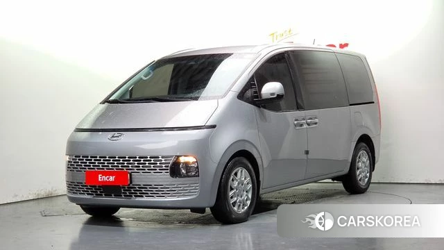 Hyundai Staria 2022 Серебряный из Кореи