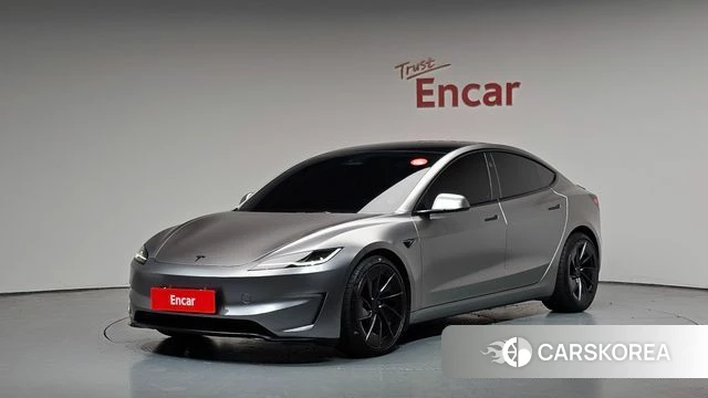 Tesla Model 3 2024 Серебристо-серый из Кореи