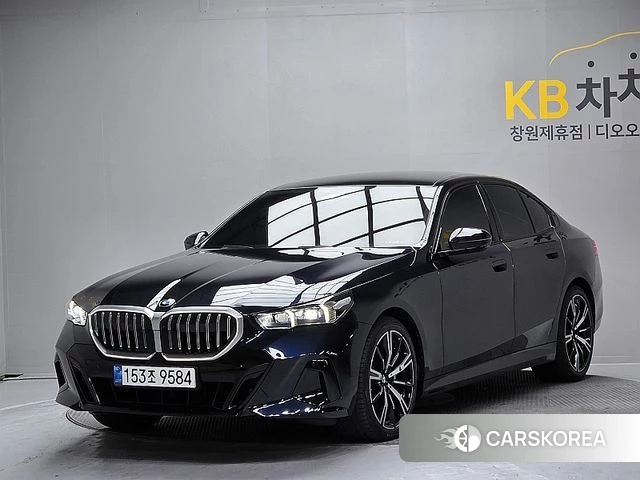 BMW 5 Series (G60) 2026 Черный из Кореи