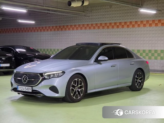 Mercedes-Benz E-Class W214 2025 Серебряный из Кореи