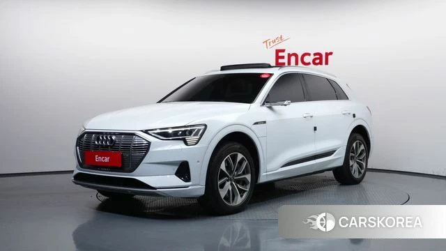Audi e-Tron 2020 Белый из Кореи