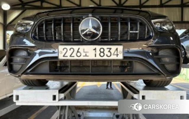 Mercedes-Benz E-Class W213 2023 Серый из Кореи