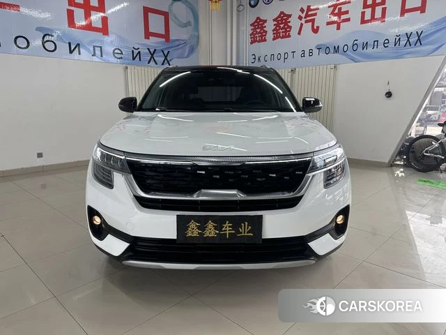 Kia KX3 2022 Белый из Китая