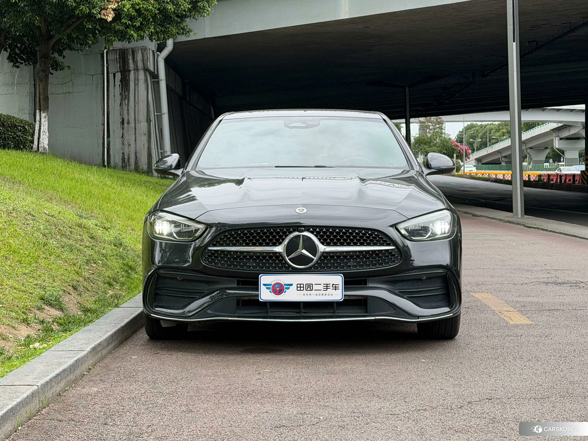 Mercedes-Benz C-class 2021 Темно-серый из Китая